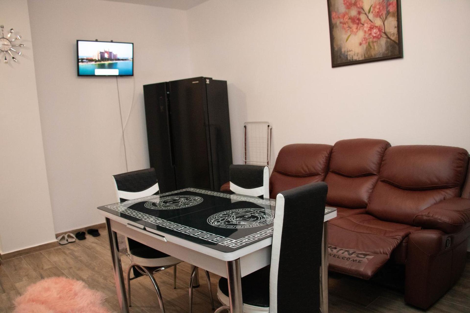 Apartament Capitala Militari Rosu