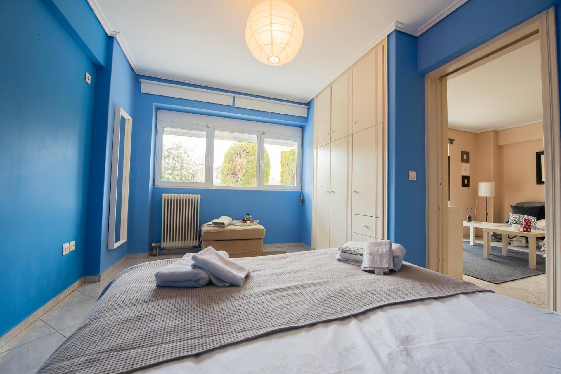 Garden-view apartment, Marousi