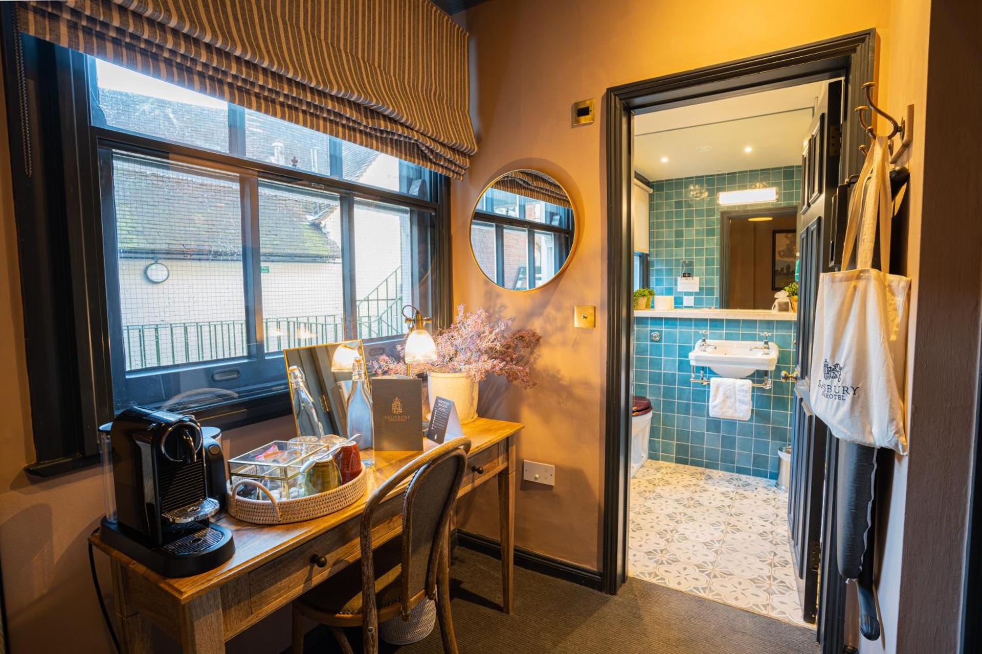 Coffee/tea facilities