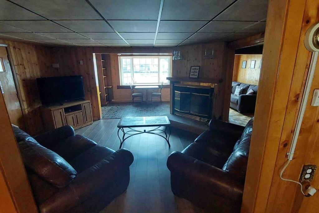 Riverside Cabin with Private Fishing Access!