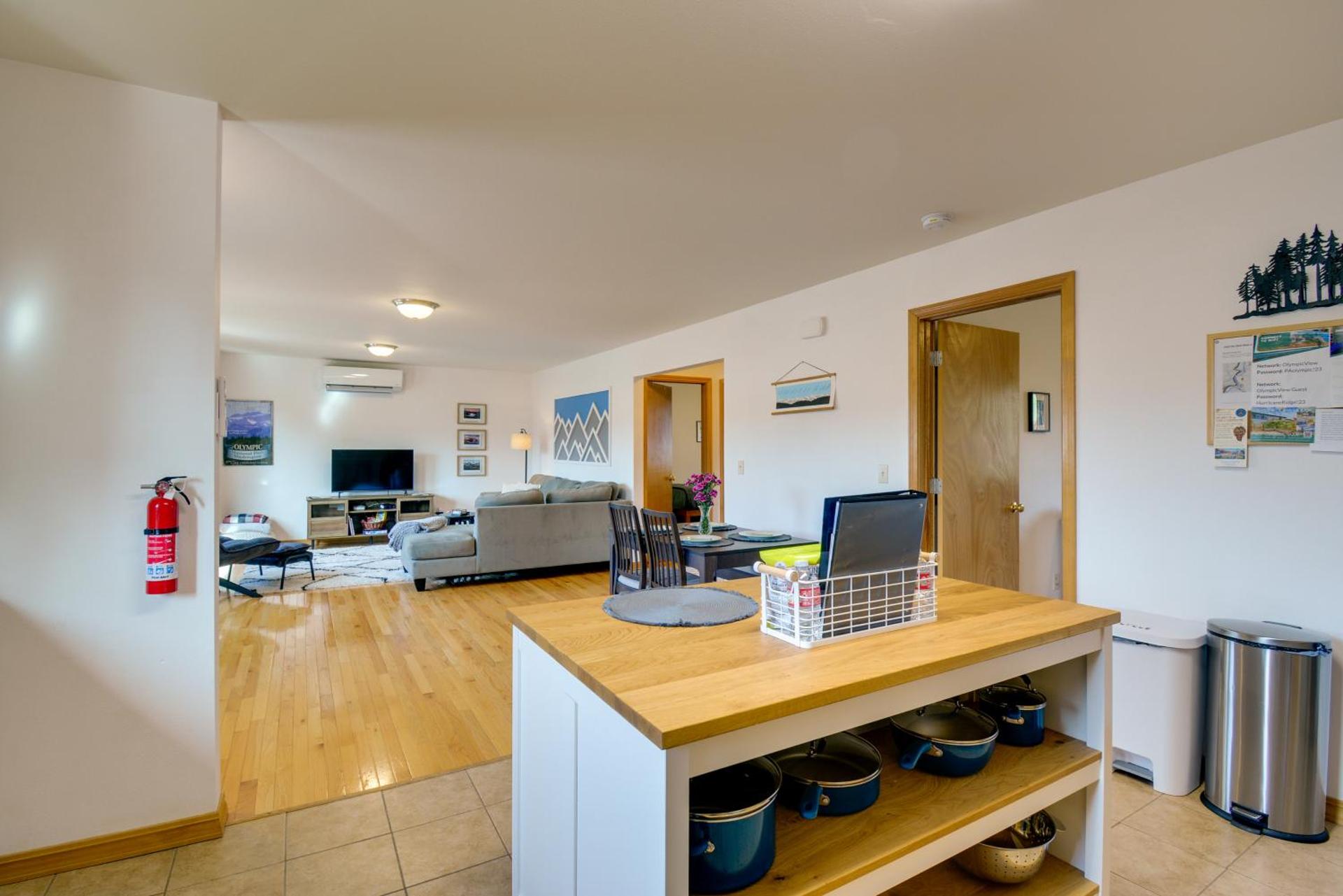 Port Angeles Home Less Than 3 Mi to Olympic Ntl Park