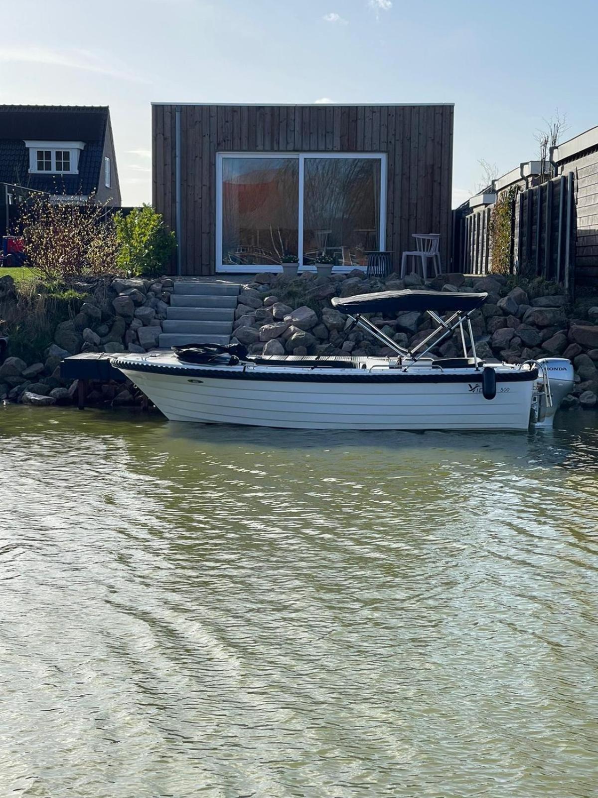 Tiny house Stilte oan it wetter