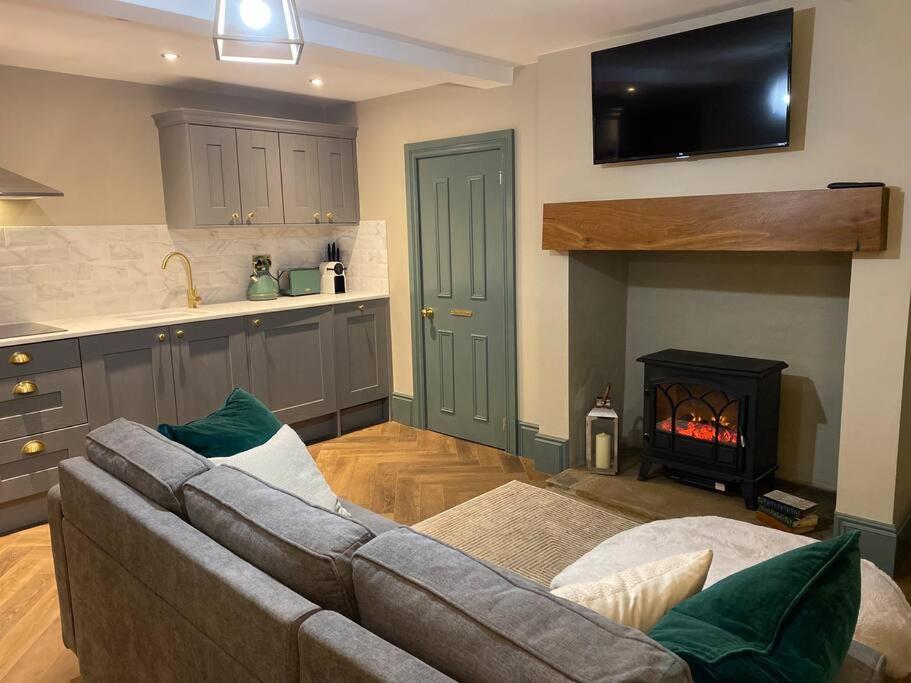 The Ebor Suite a cosy apartment in Haworth