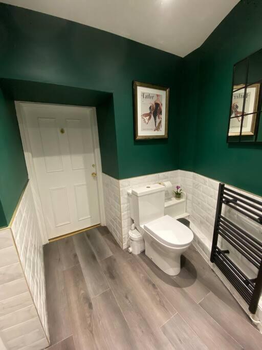 The Ebor Suite a cosy apartment in Haworth