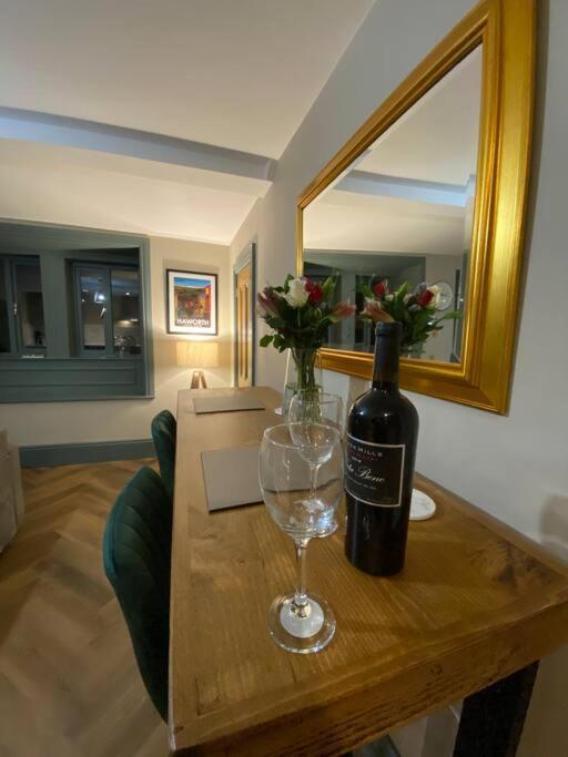 The Ebor Suite a cosy apartment in Haworth