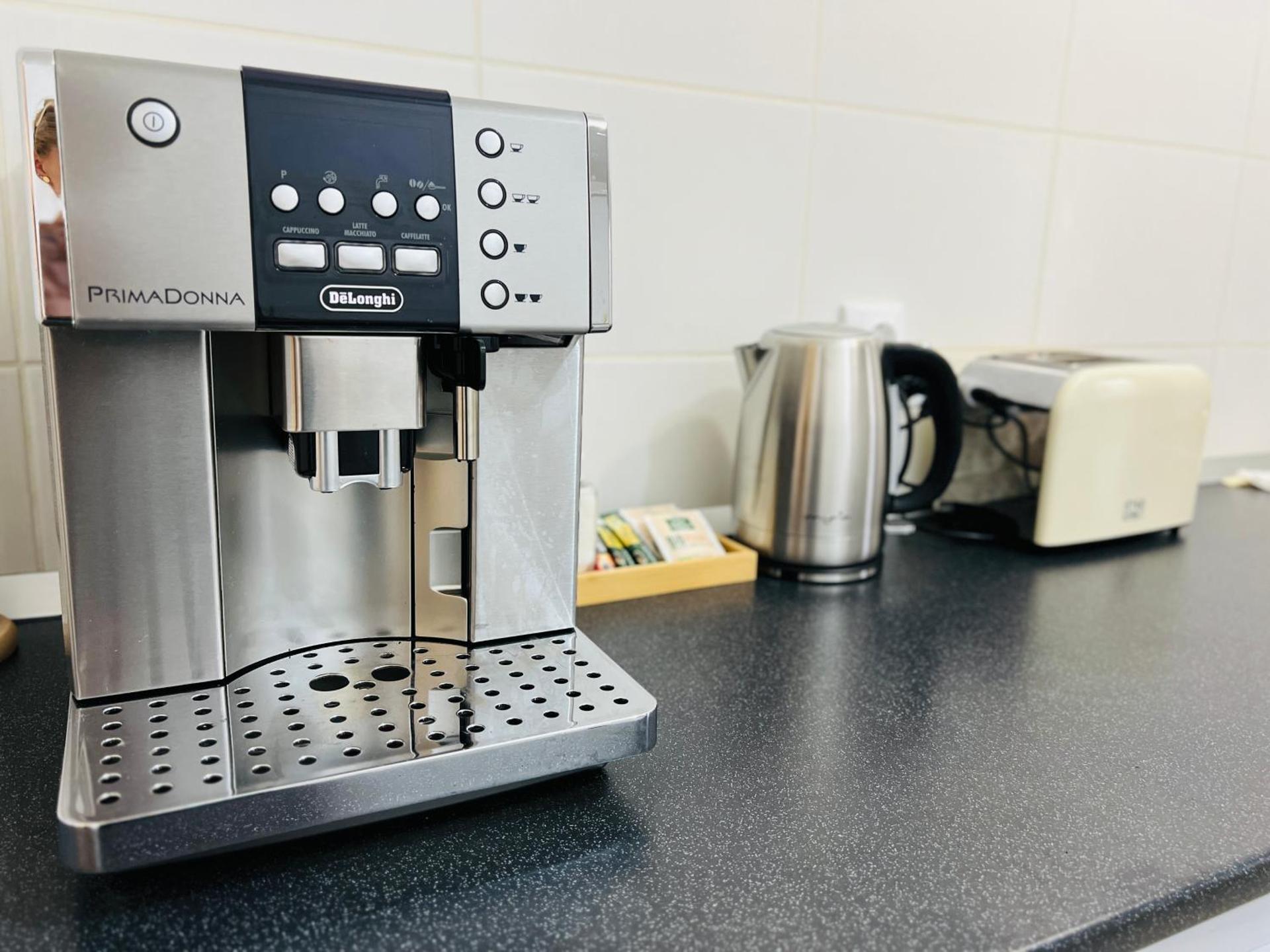 Coffee/tea facilities