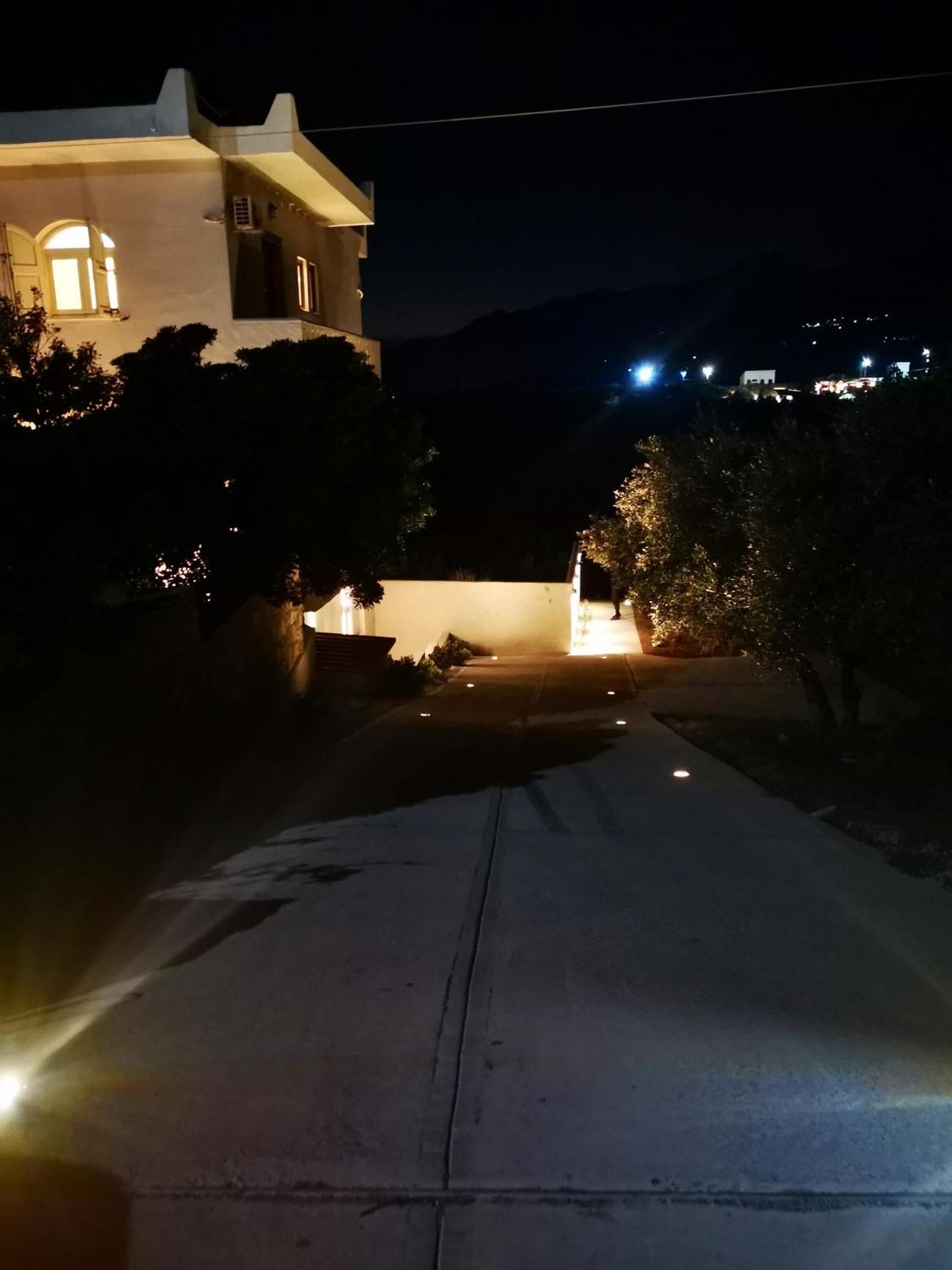 Gratelia Studio Damnoni