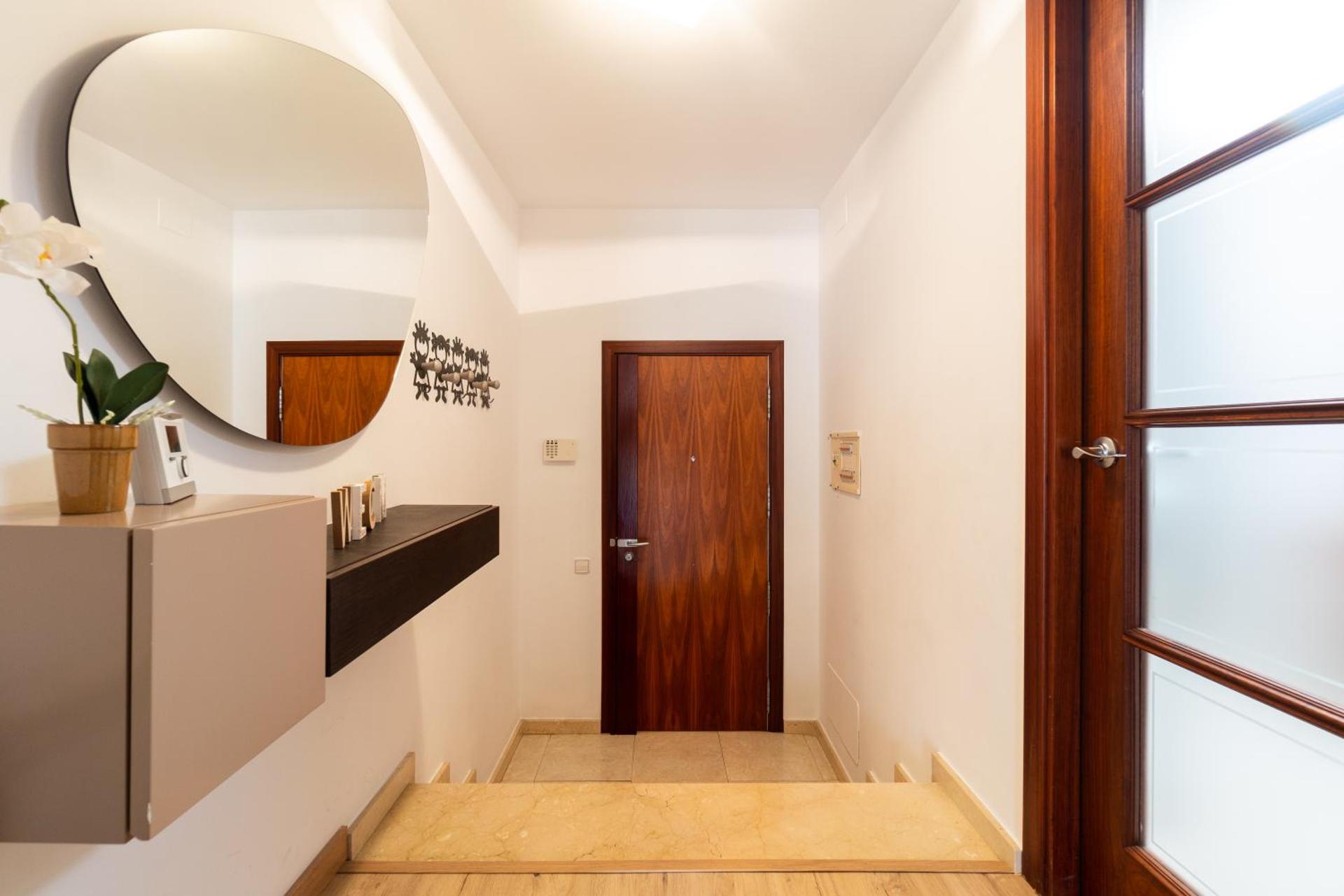 Apartamento con gran patio y excelente ubicación!