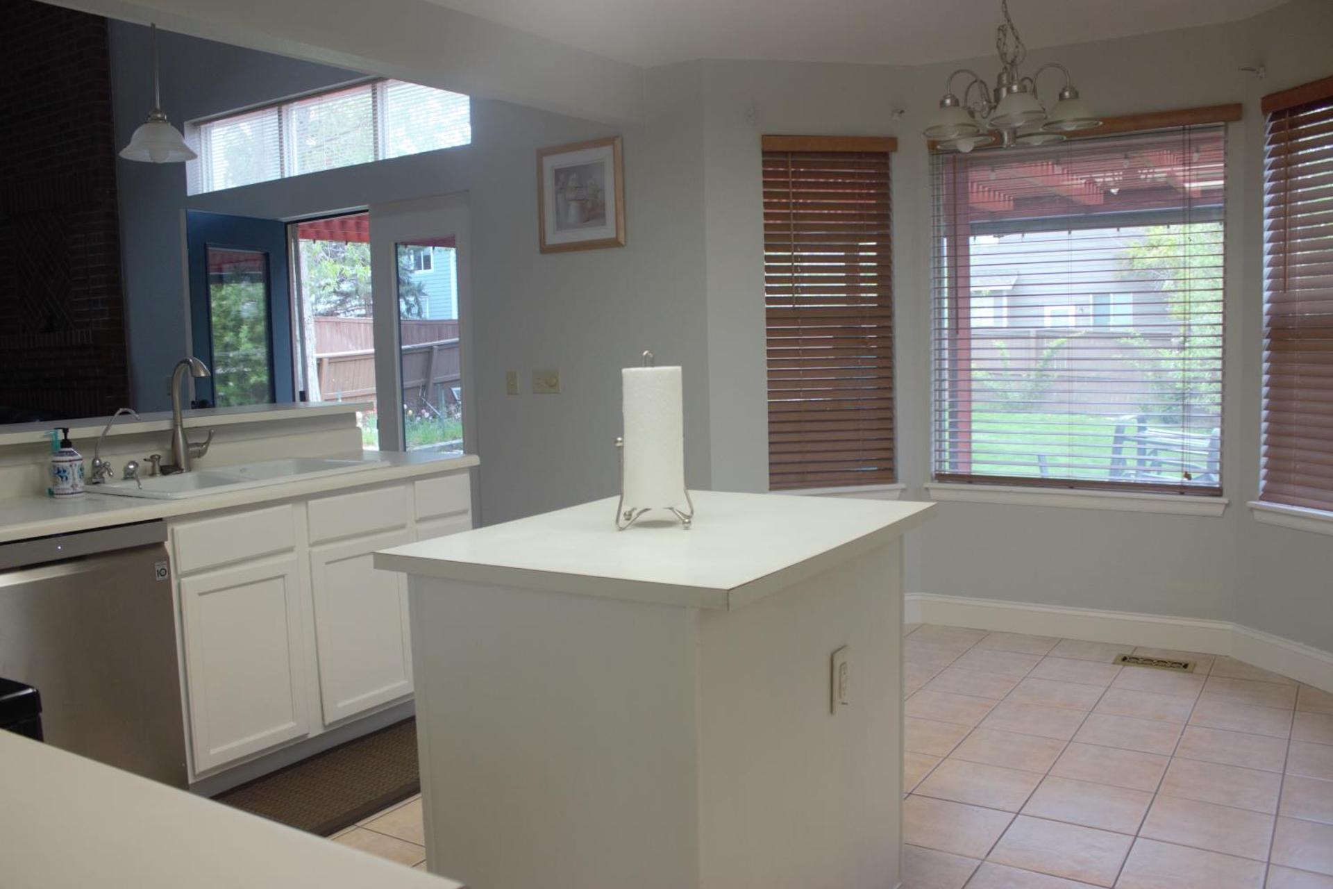 Amazing 4 Bedroom House with nice Backyard