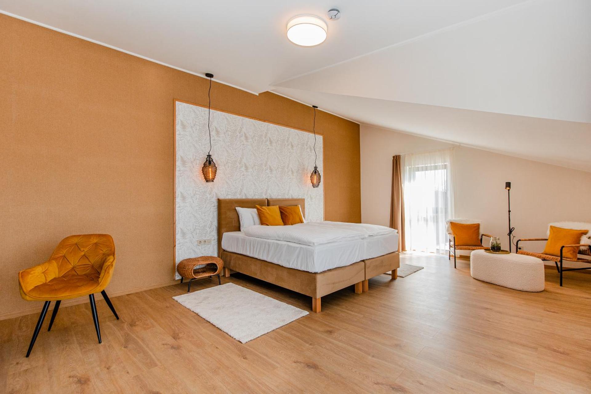 H11 ROOMS ESZTERGOM