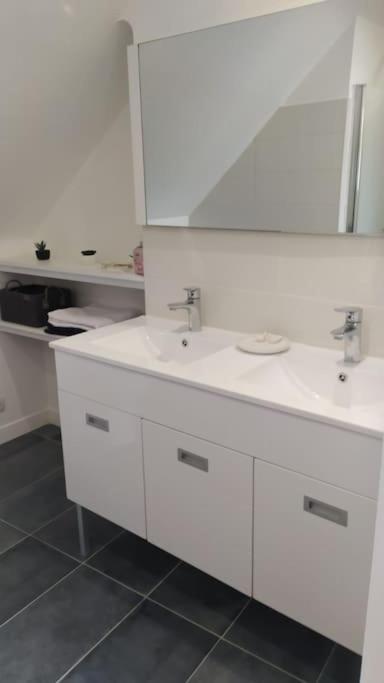 Gîte aux trois suites parentales et son jacuzzi