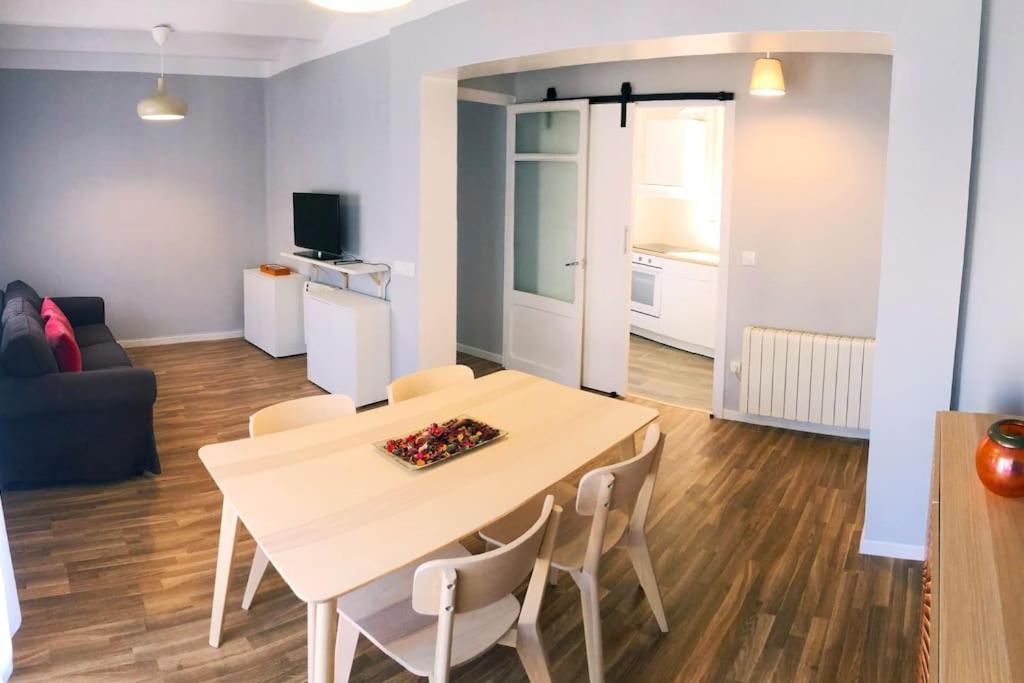 El Balcó del Bastareny Apartamento renovado 6p