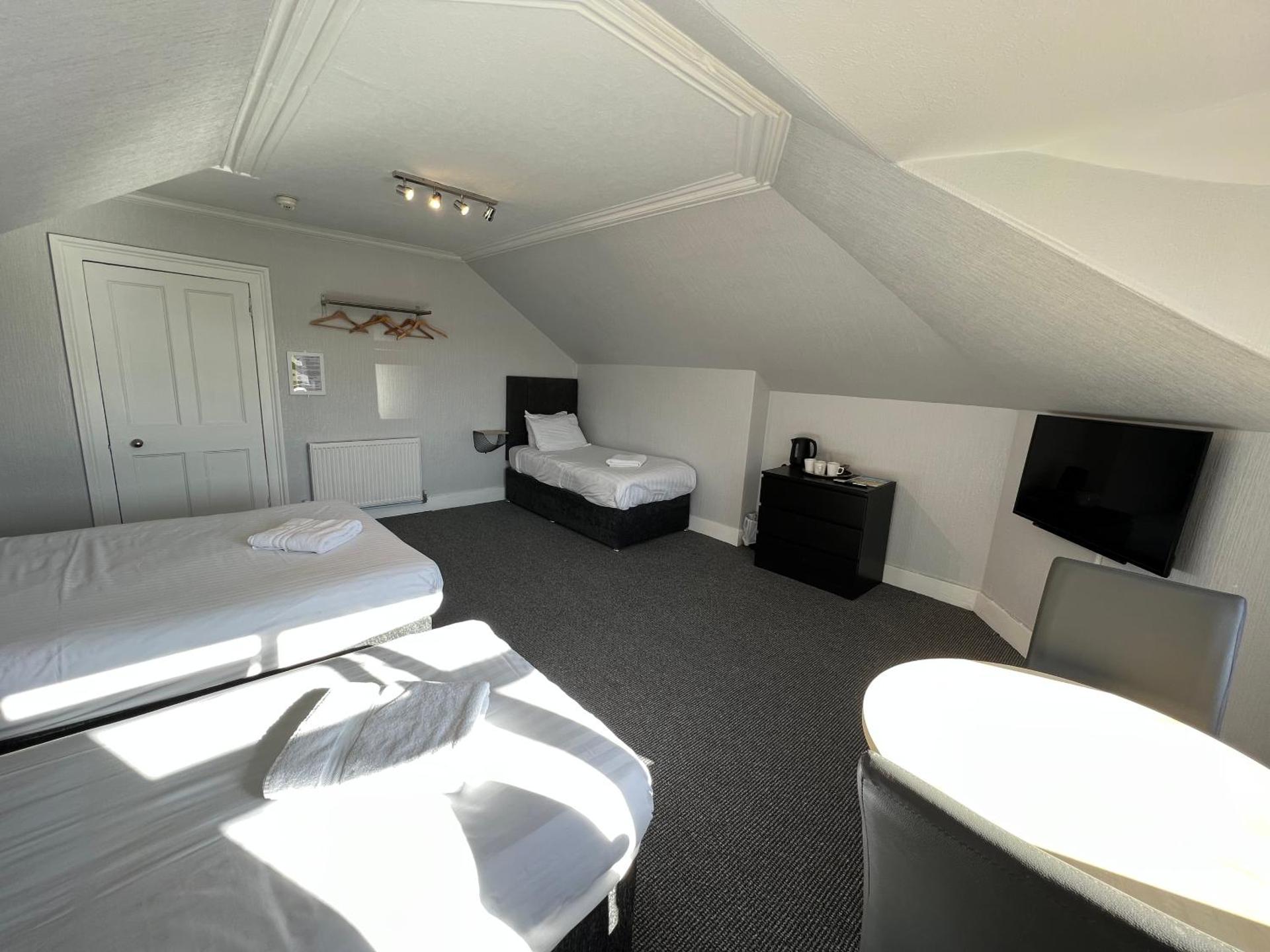 Photo of the whole room