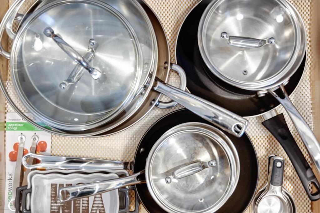 Balcony View, Updated Interior, Close to the Beach!