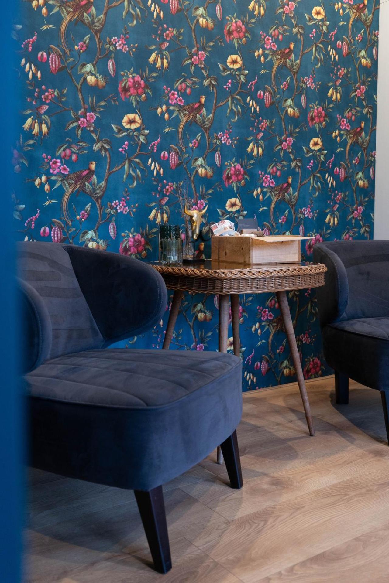 Life Contains Beautiful Things