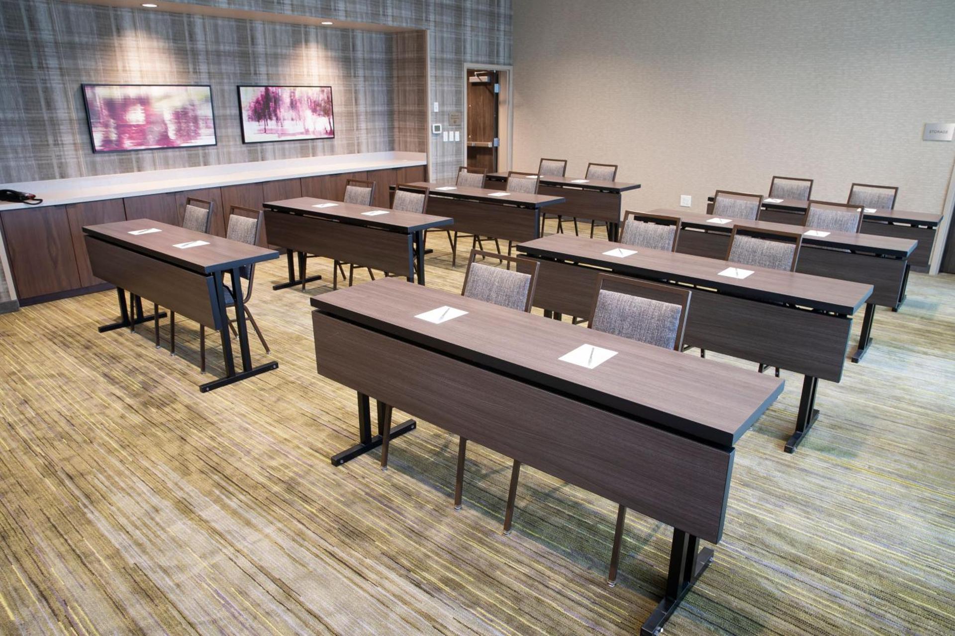Meeting/conference room