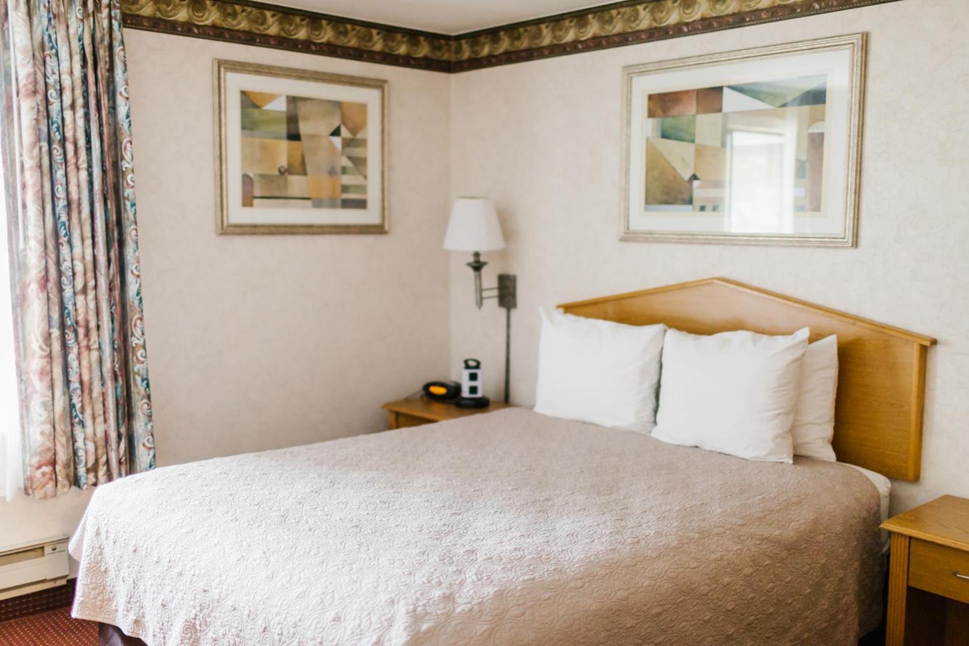 Friday Harbor Suites