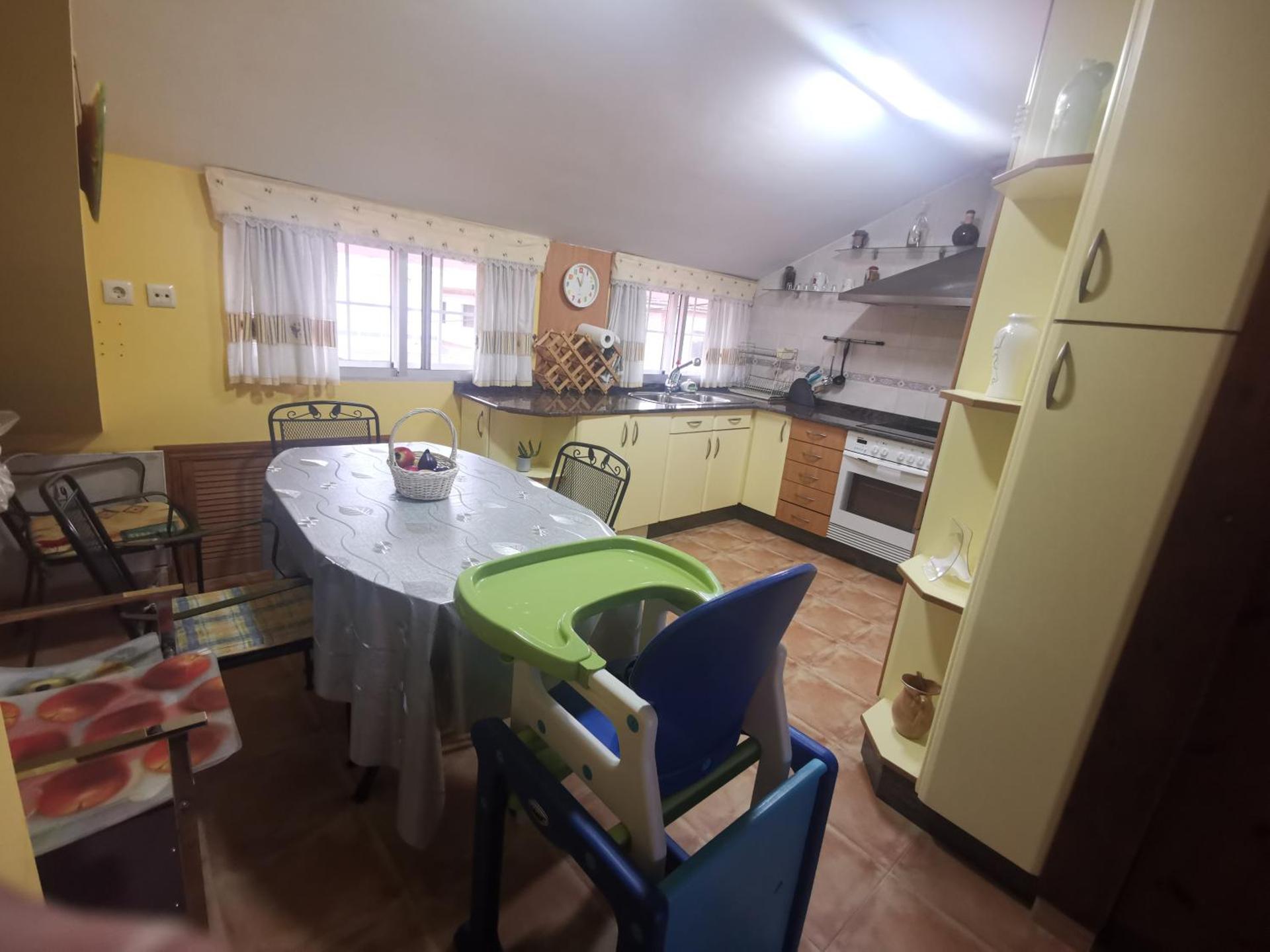 Apartamento con estupendas vistas