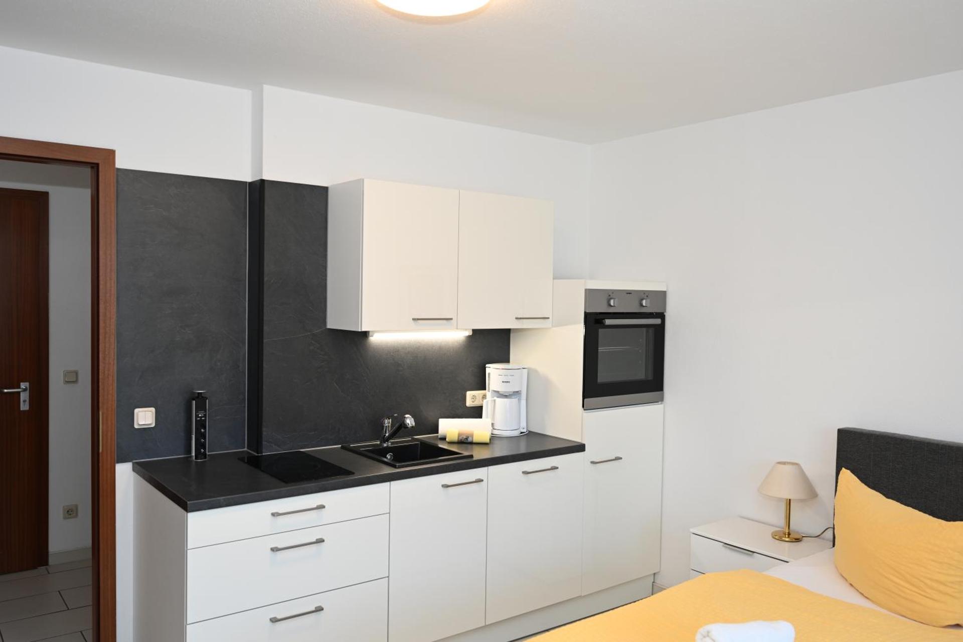 Studio Apartment with Harbor View