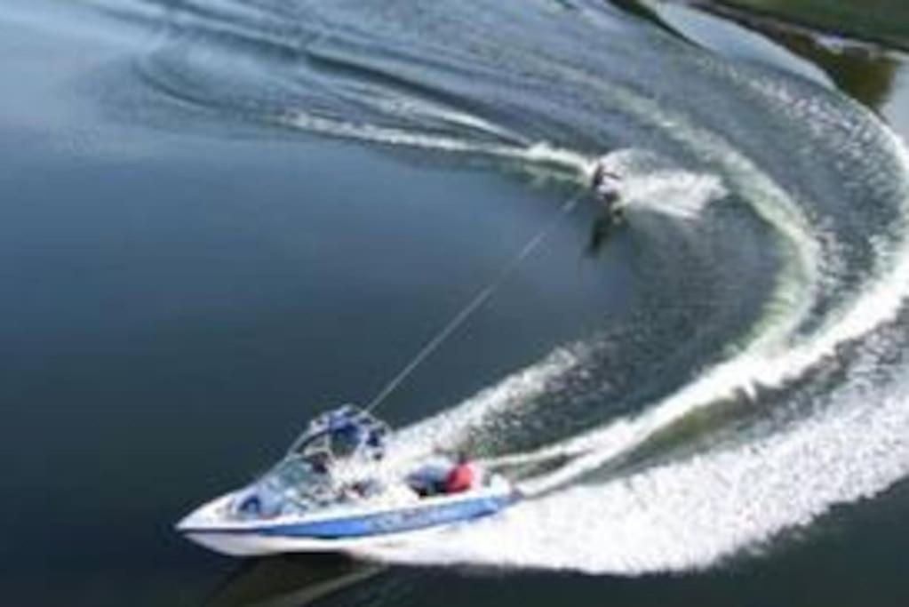 Beauview Brand New For 2023 Wi-Fi and Smart TV