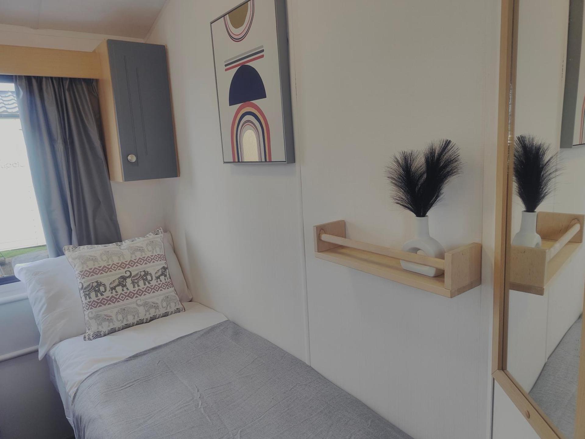 Little Owl - Holiday Home - Caravan Break