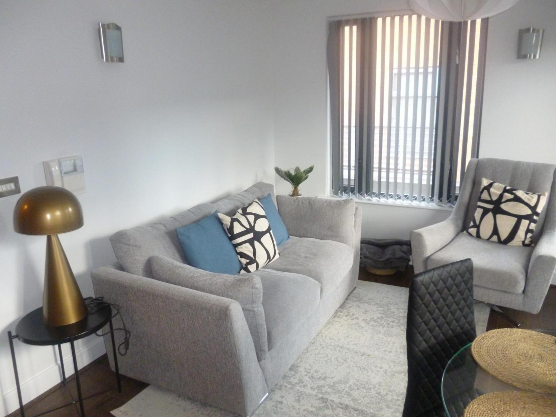 2 Bed Flat Near Deansgate