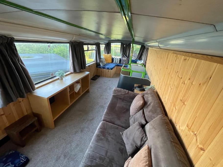 The Green Bus and the lodge