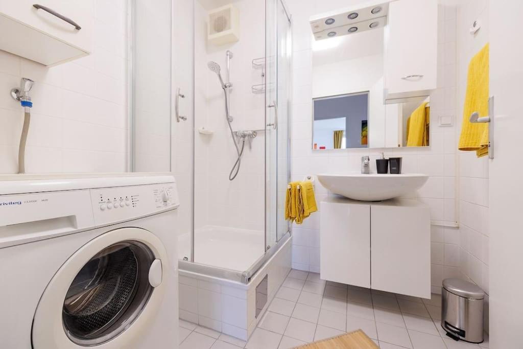 NEW! Cozy & Lovely Home in the 3rd district