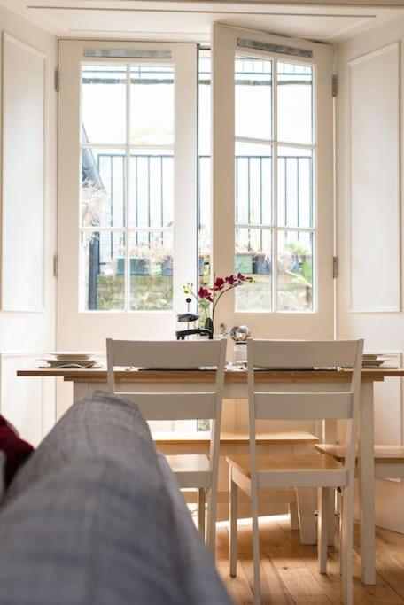 self catering , city centre apartment with Parking