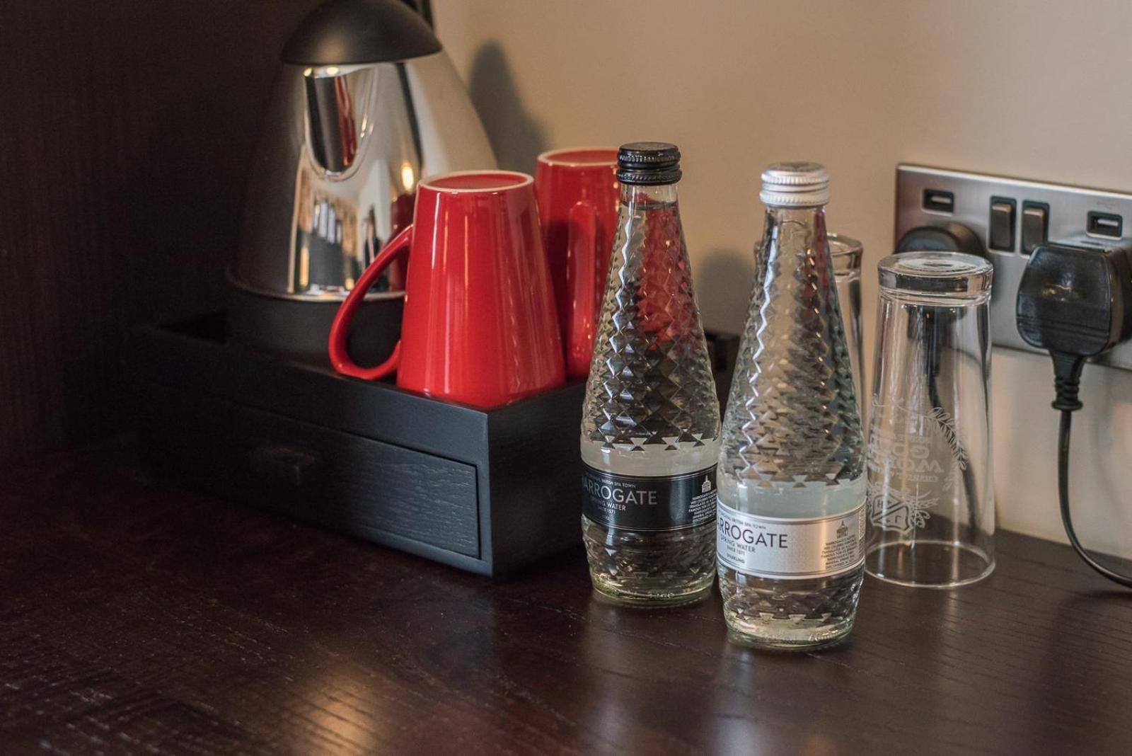 Coffee/tea facilities