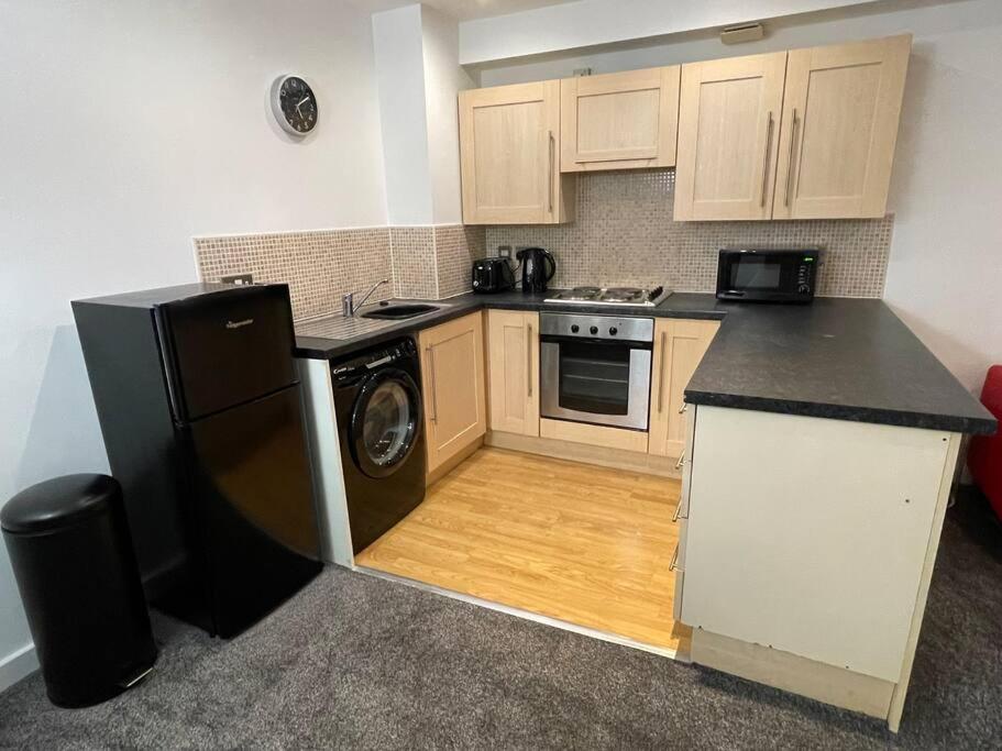 Moda Wigan 2 - Stylish 2 Bed in Central Wigan