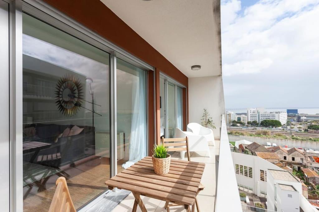 Lisbon Metro Apartment