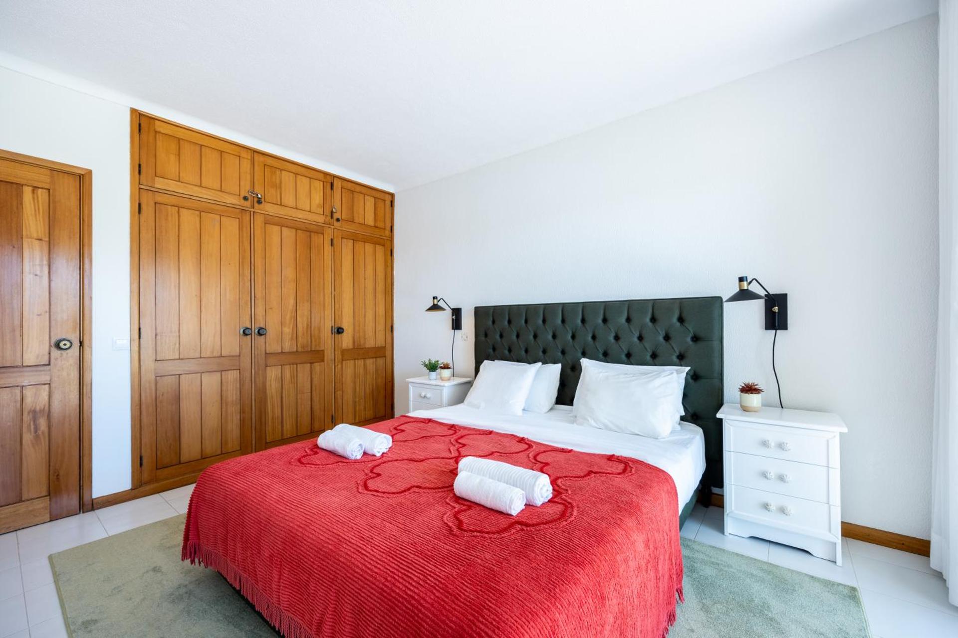 Apartment Henry Matisse, swimming pool