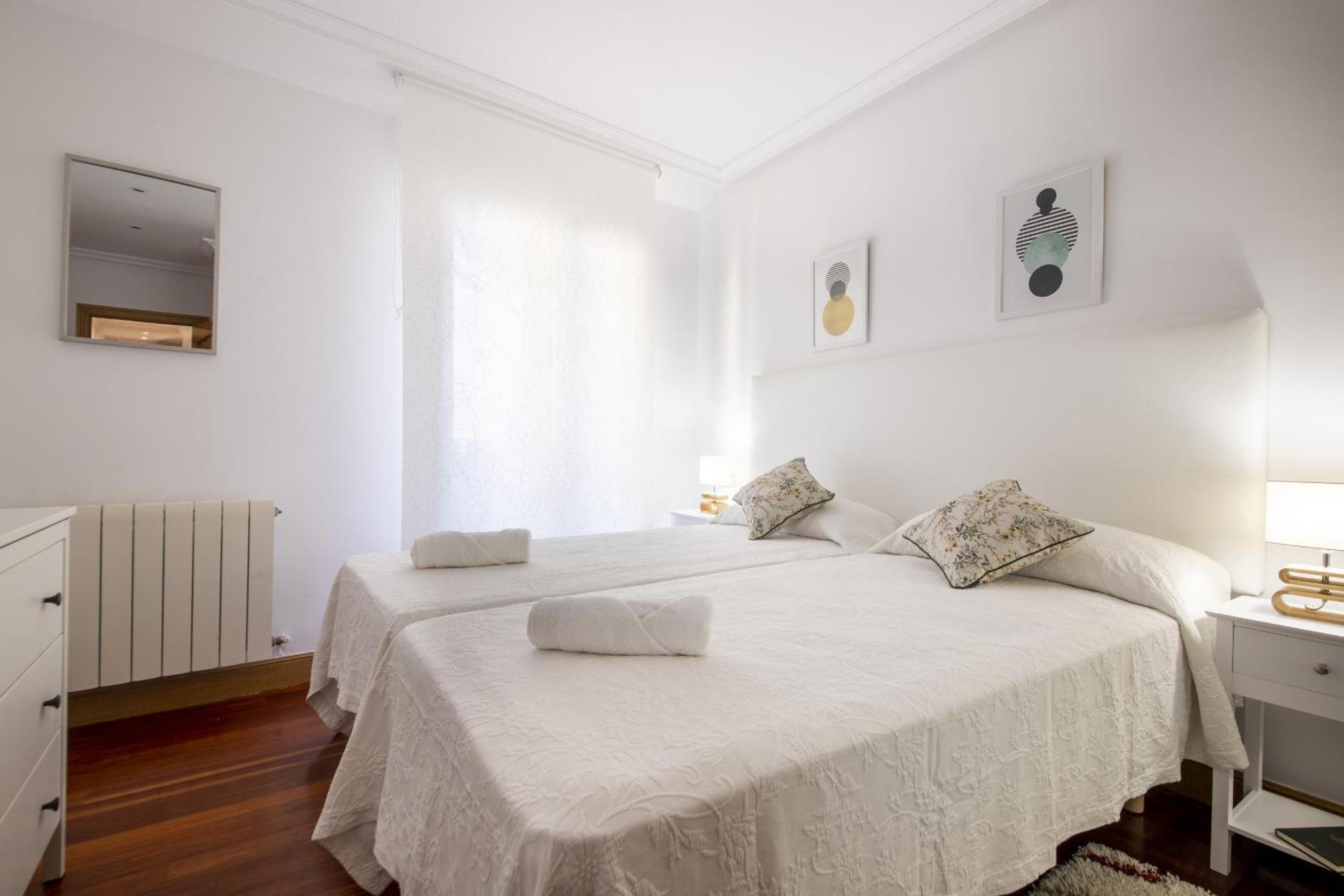 Olas de Ondarreta - Local Rentss