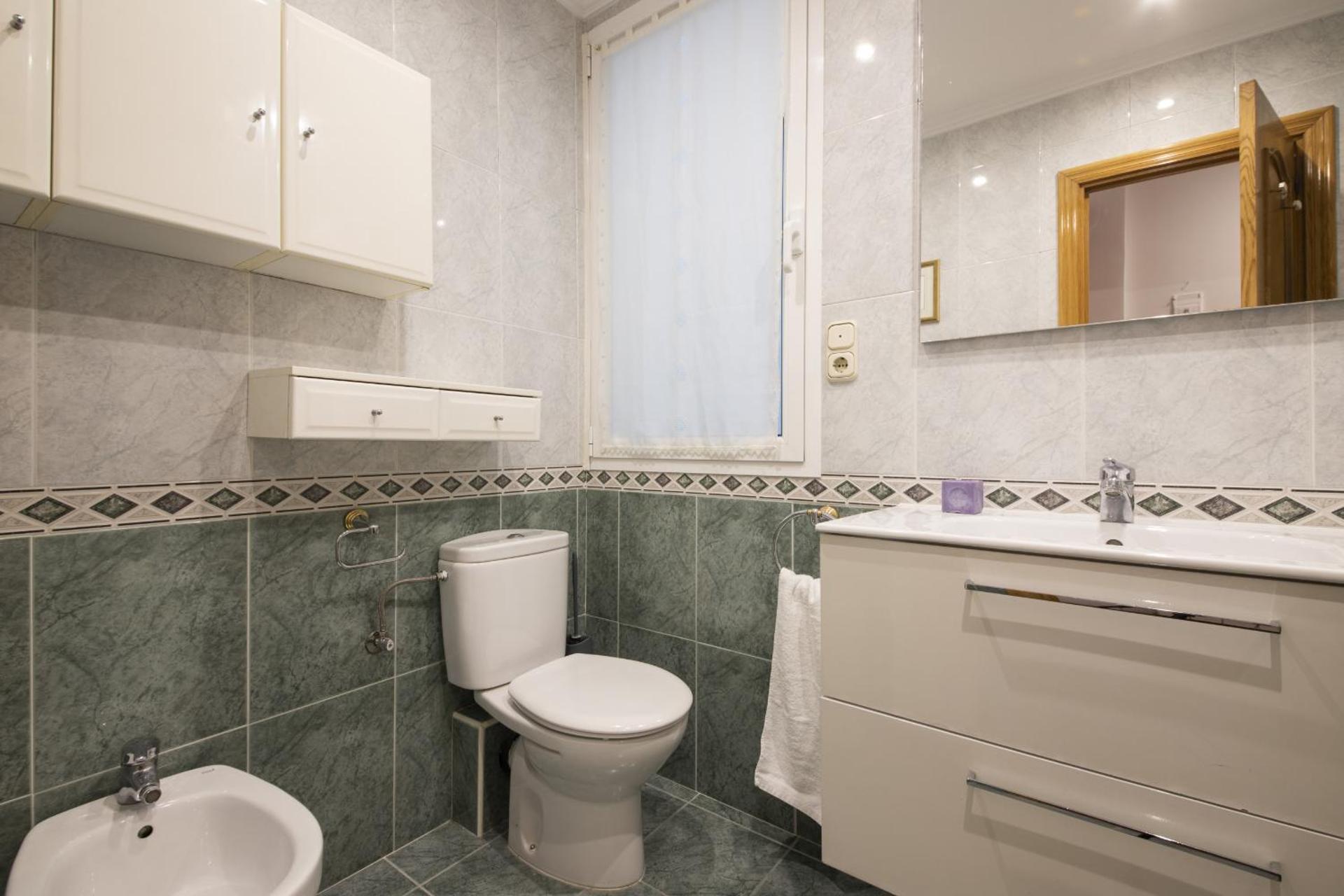 Olas de Ondarreta - Local Rentss