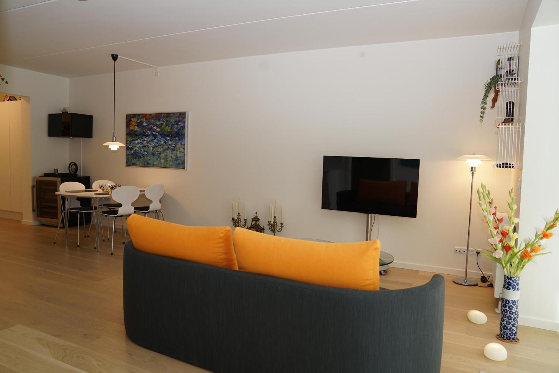 Communal lounge/ TV room