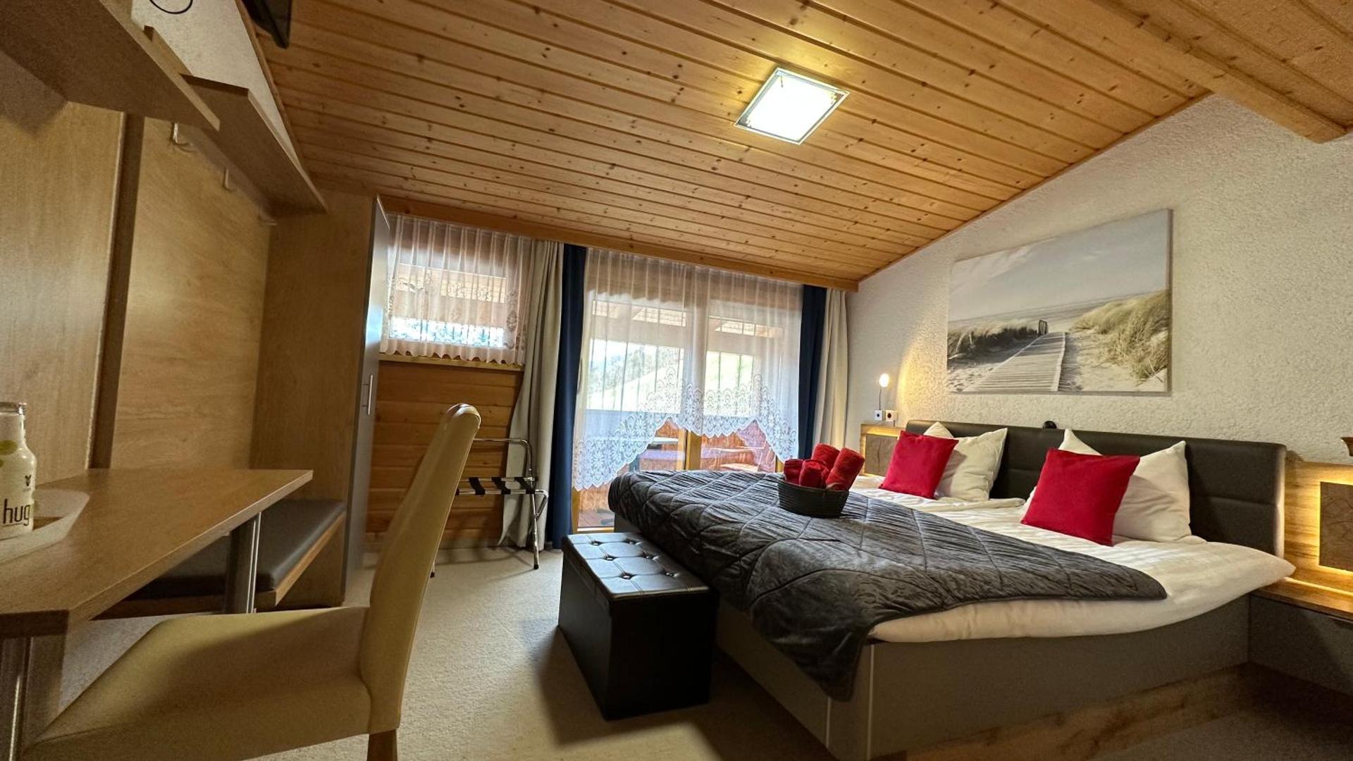 Photo of the whole room