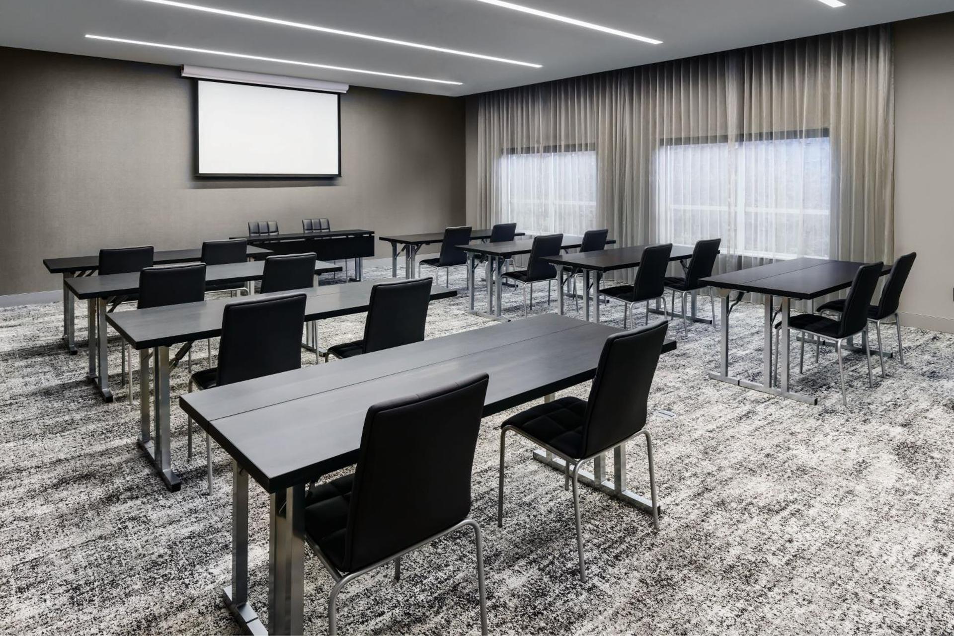 Meeting/conference room