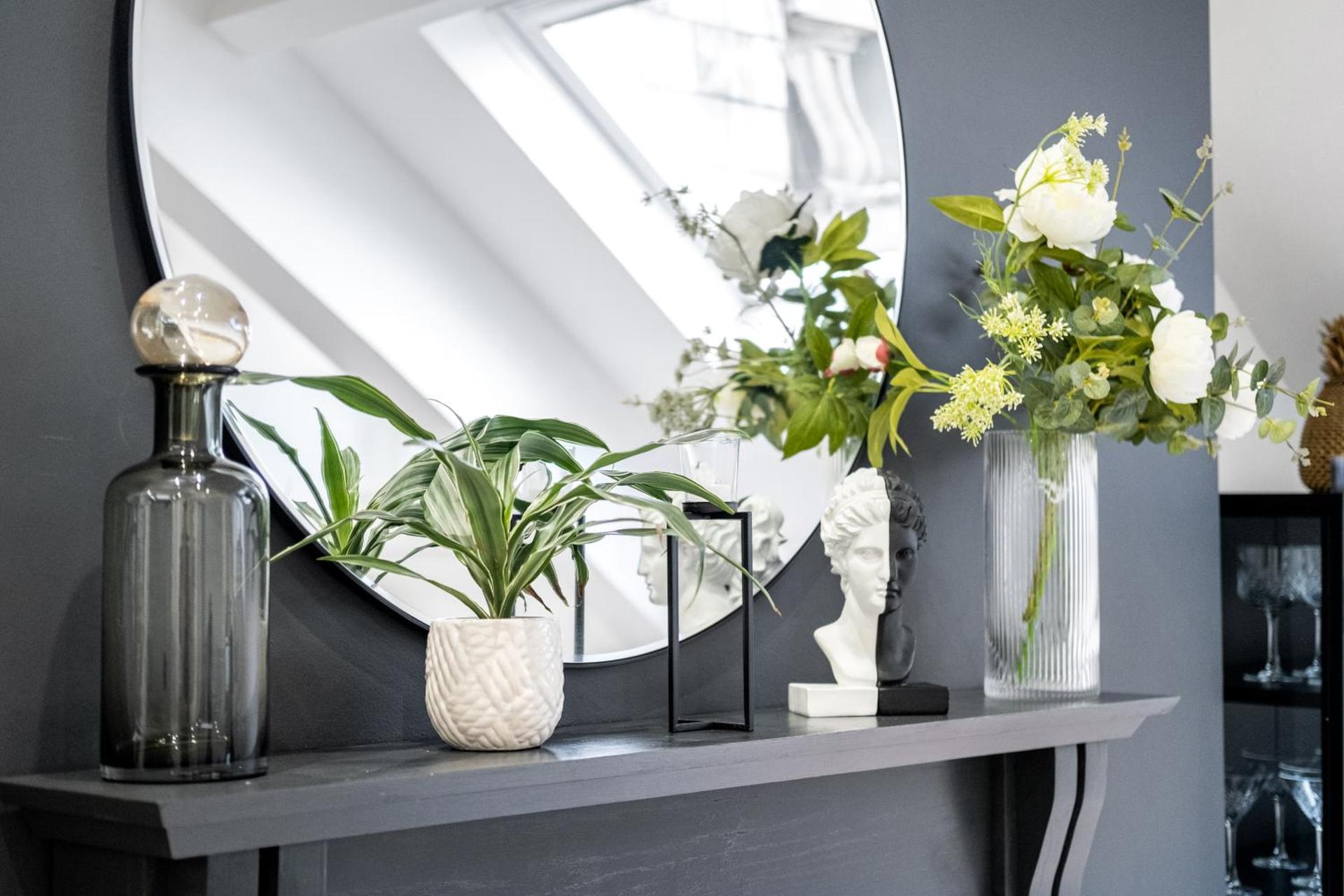 Princes Wharf, Stylish 2 Bed City Centre Apartment