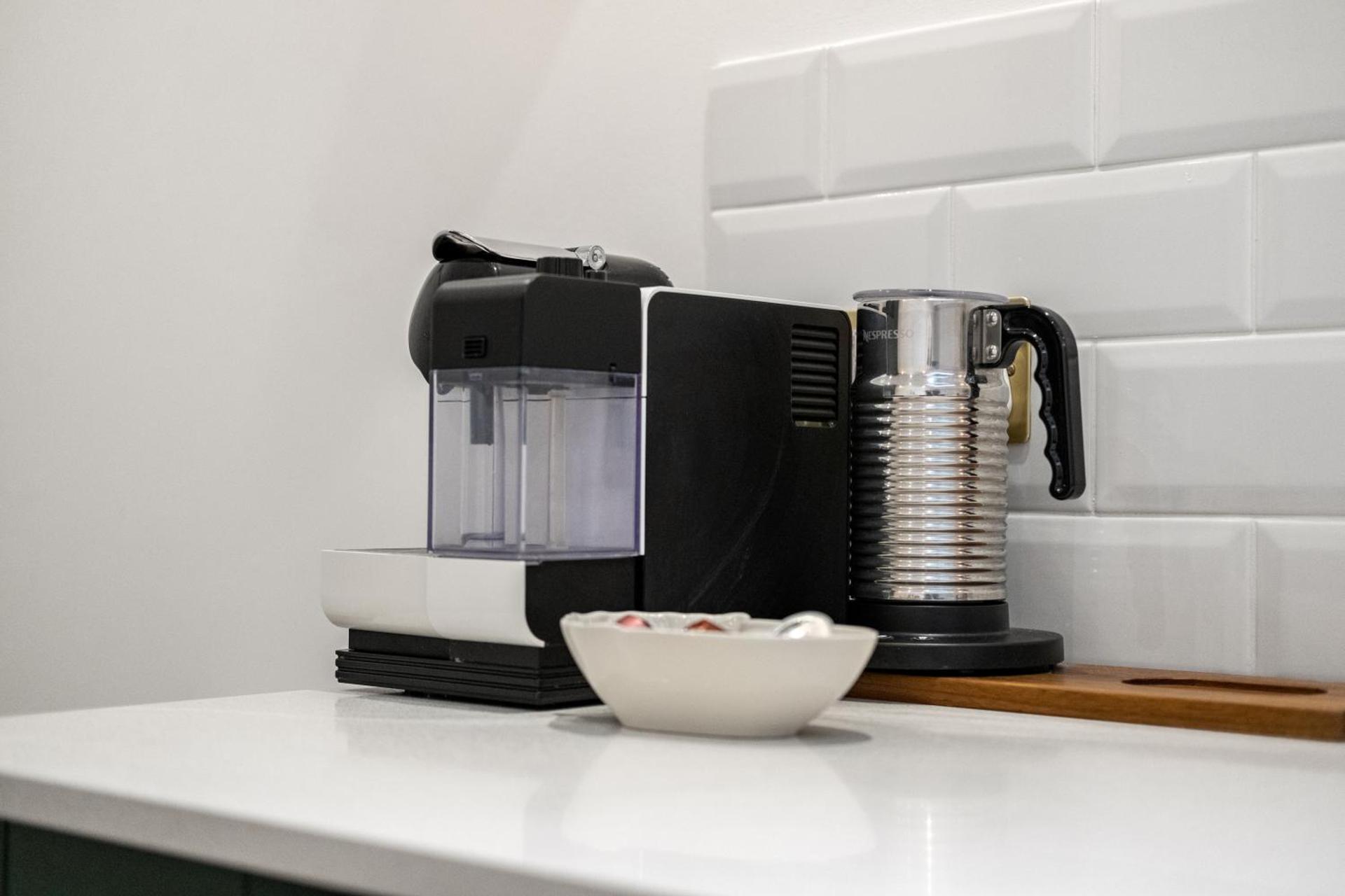 Princes Wharf, Stylish 2 Bed City Centre Apartment