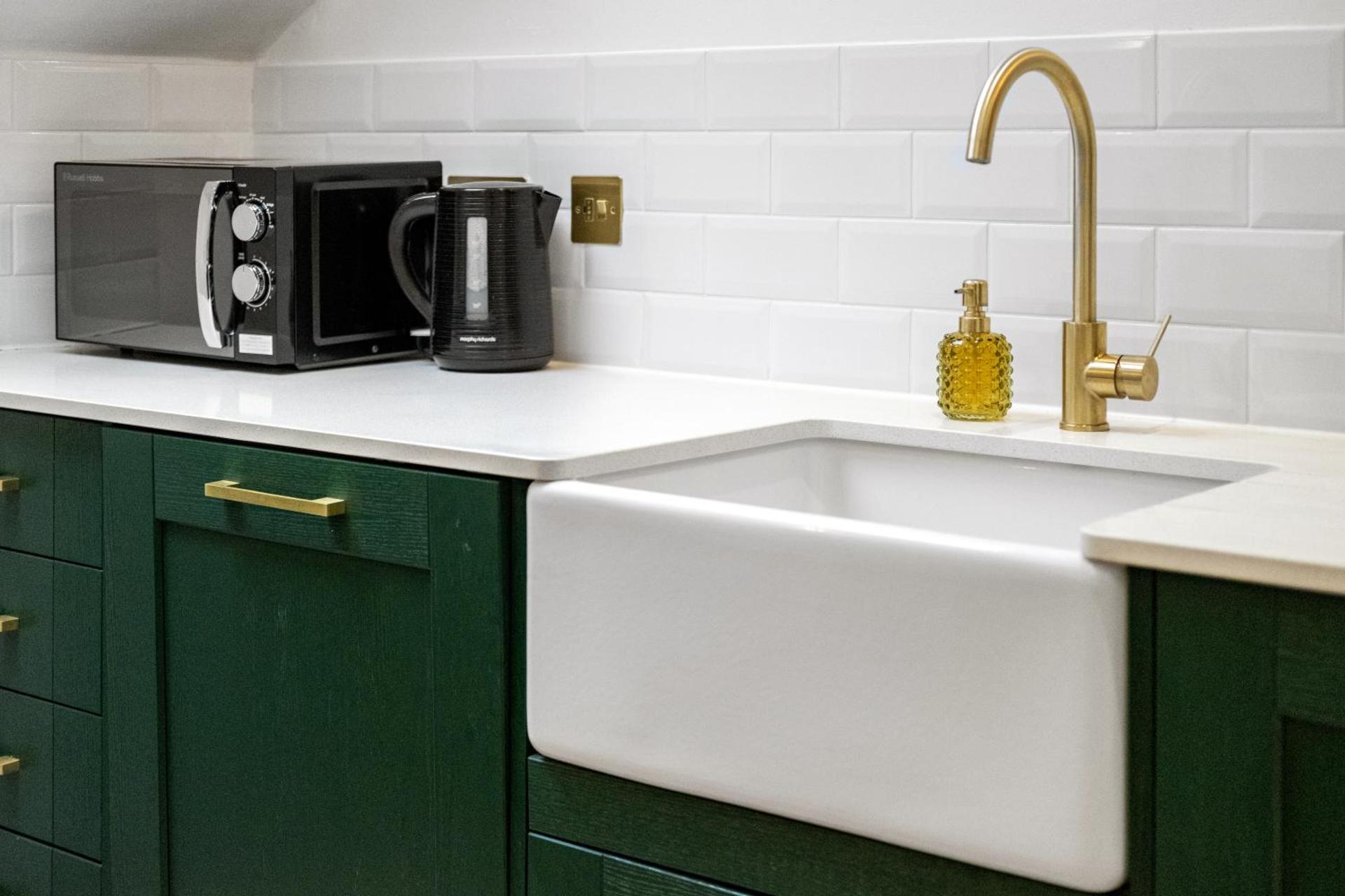 Princes Wharf, Stylish 2 Bed City Centre Apartment