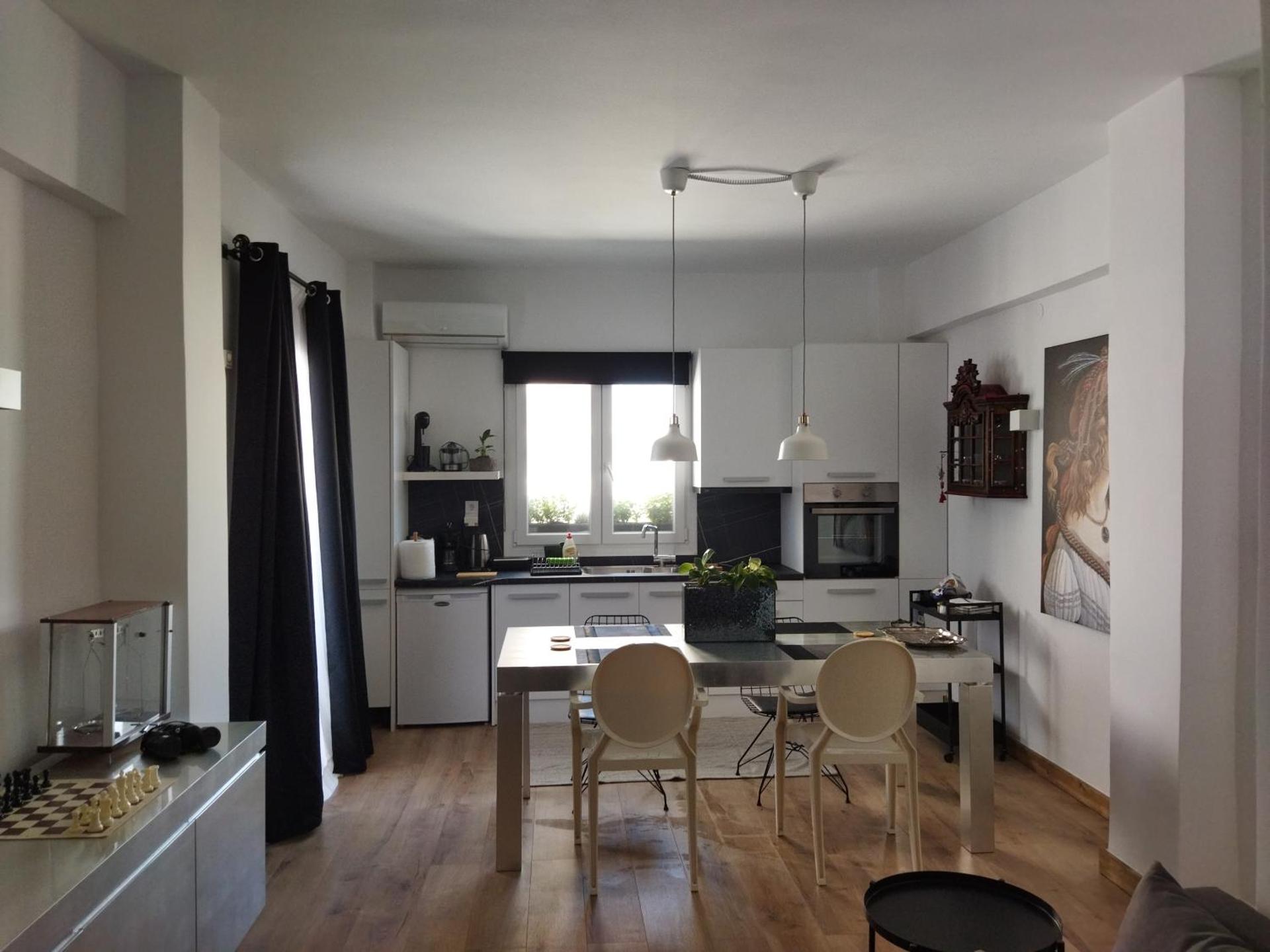 Minimal apartment by the beach