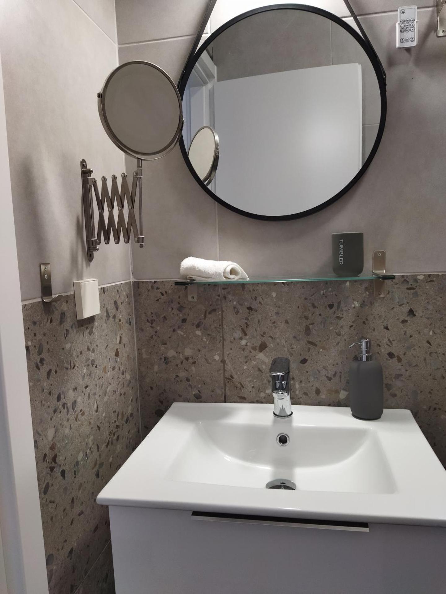 Minimal apartment by the beach