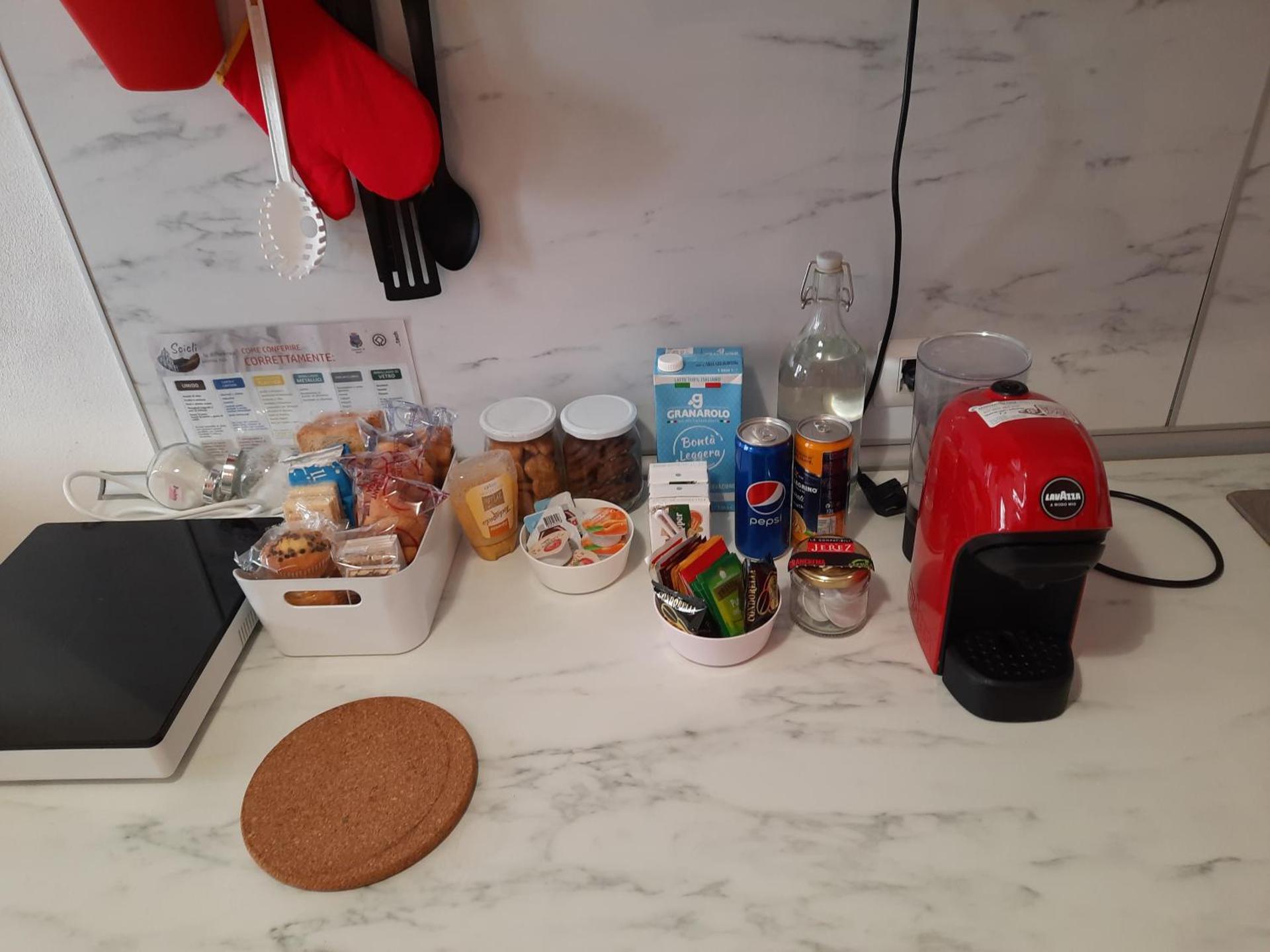 Coffee/tea facilities