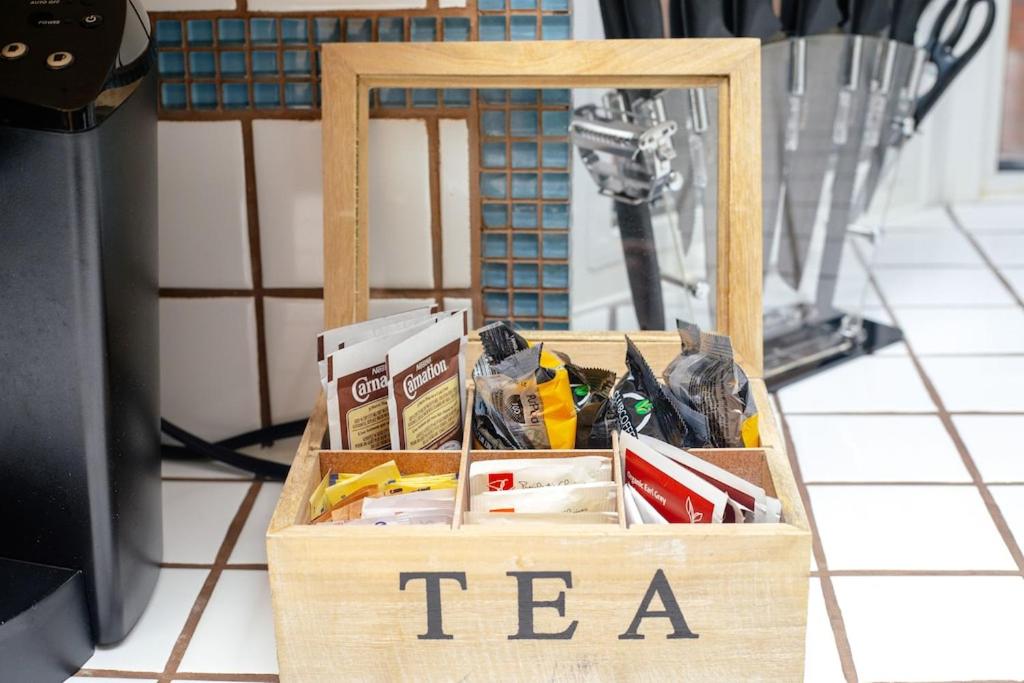 Coffee/tea facilities