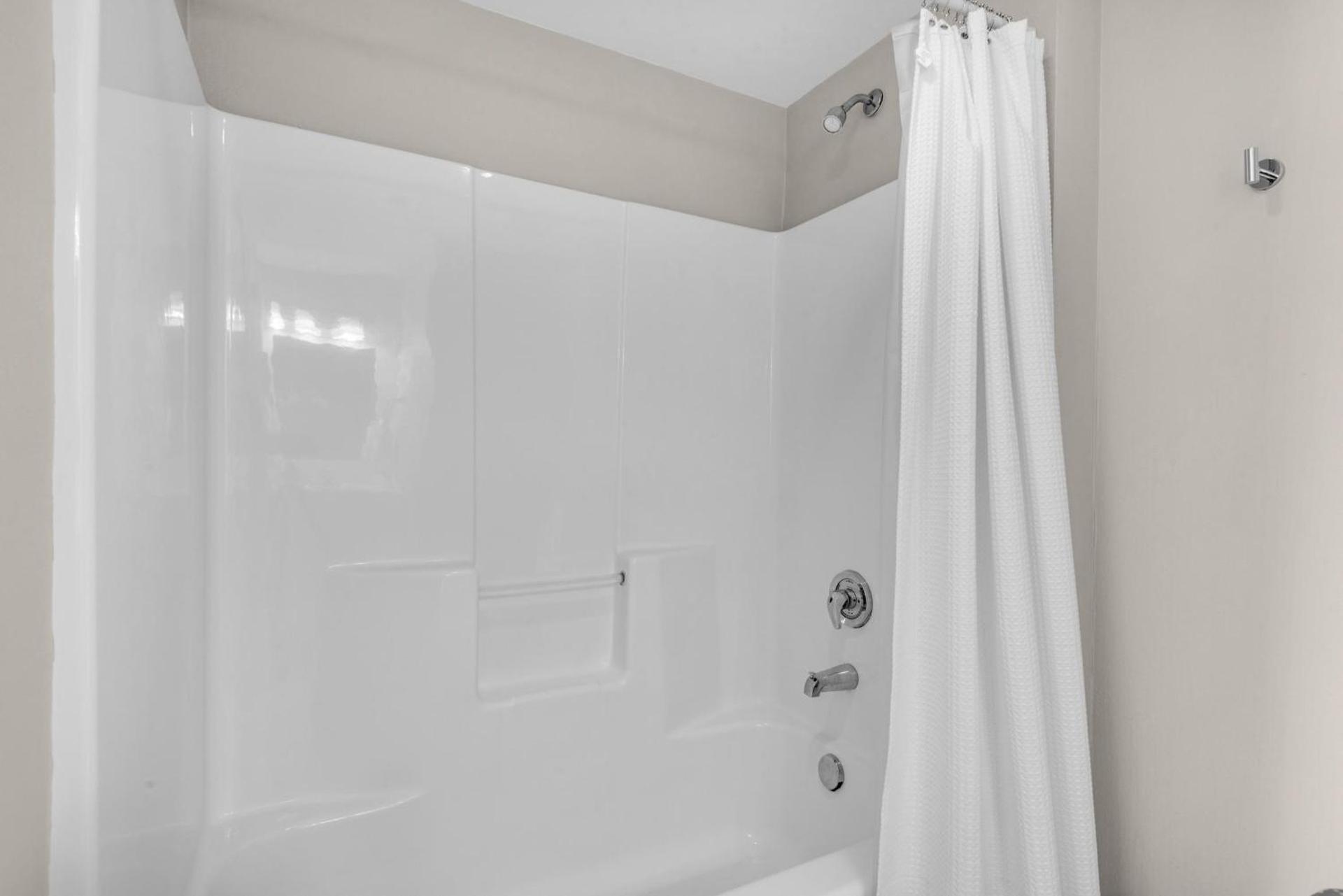 Shores of Panama 426