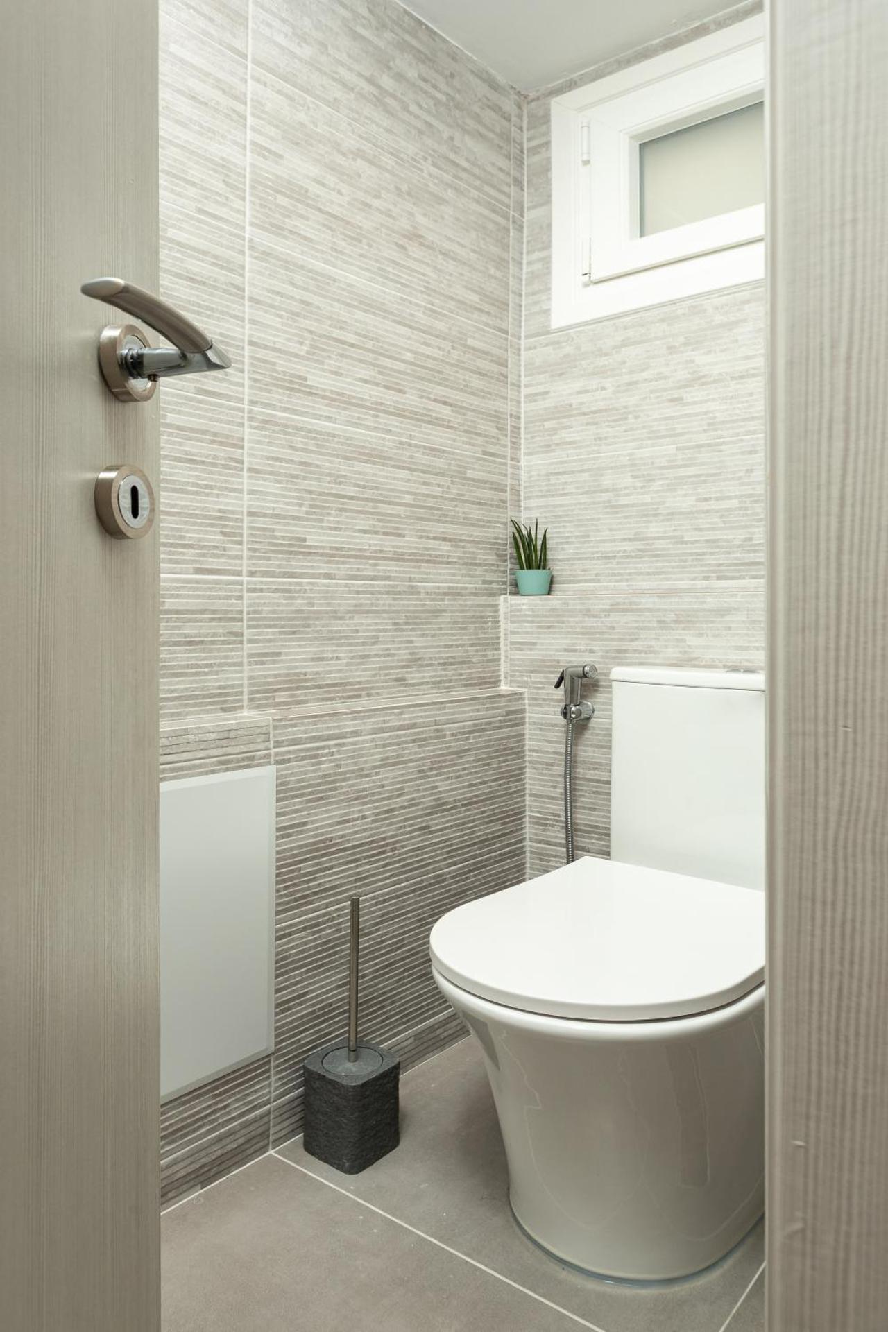 Theo's Cozy Apartment's near Athens airport