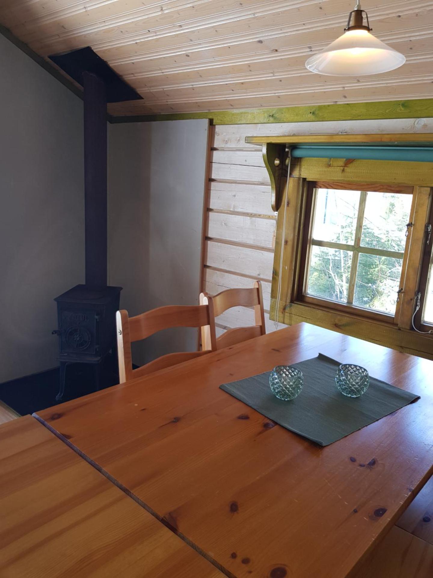 Schöne Stuga unmittelbar am Ammerån gelegen