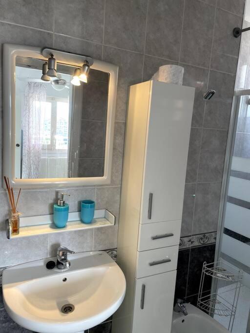 Incredible seafront with sunrise and sunset views