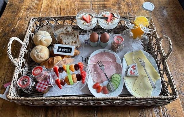 Continental breakfast